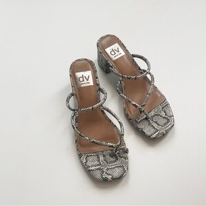 DV by Dolce Vita Larkin Snakeskin Block Heeled Strappy Sandals Size 7